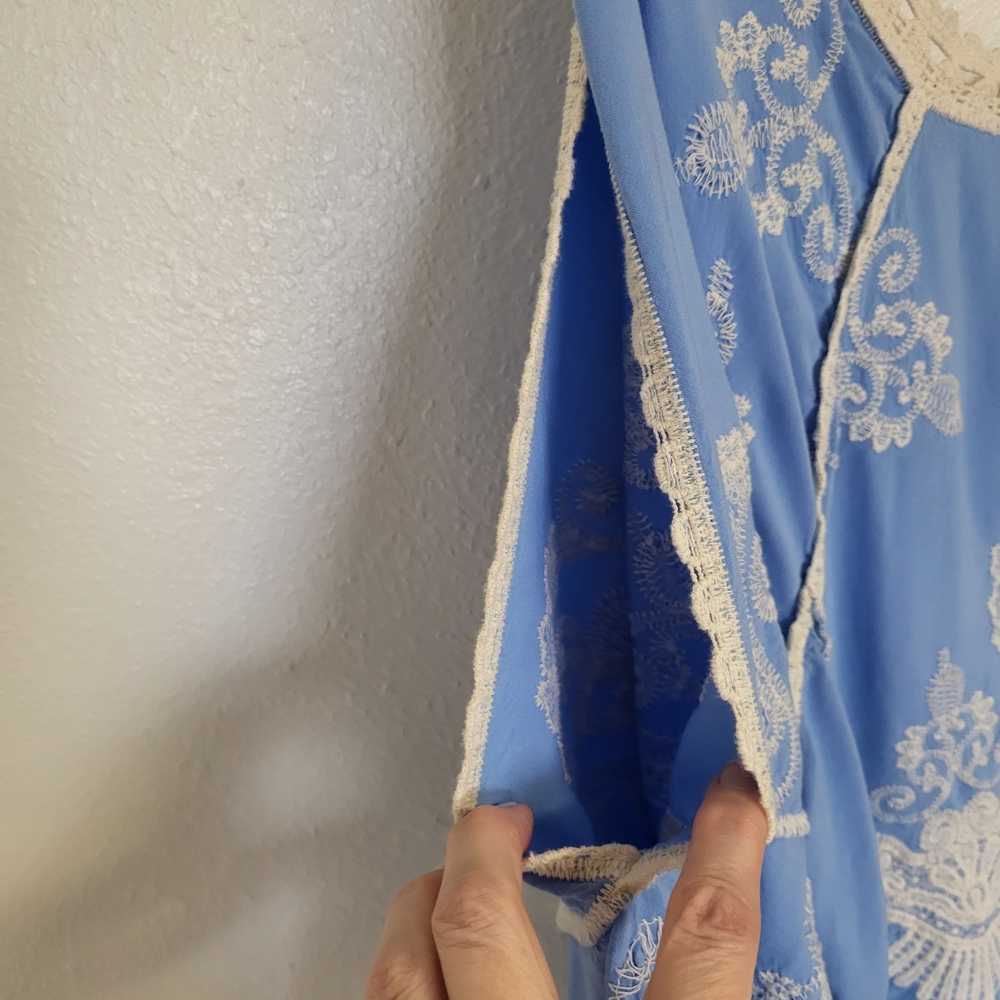 Democracy Sky Blue and Cream Embroidered Blouse - Picture 4 of 6
